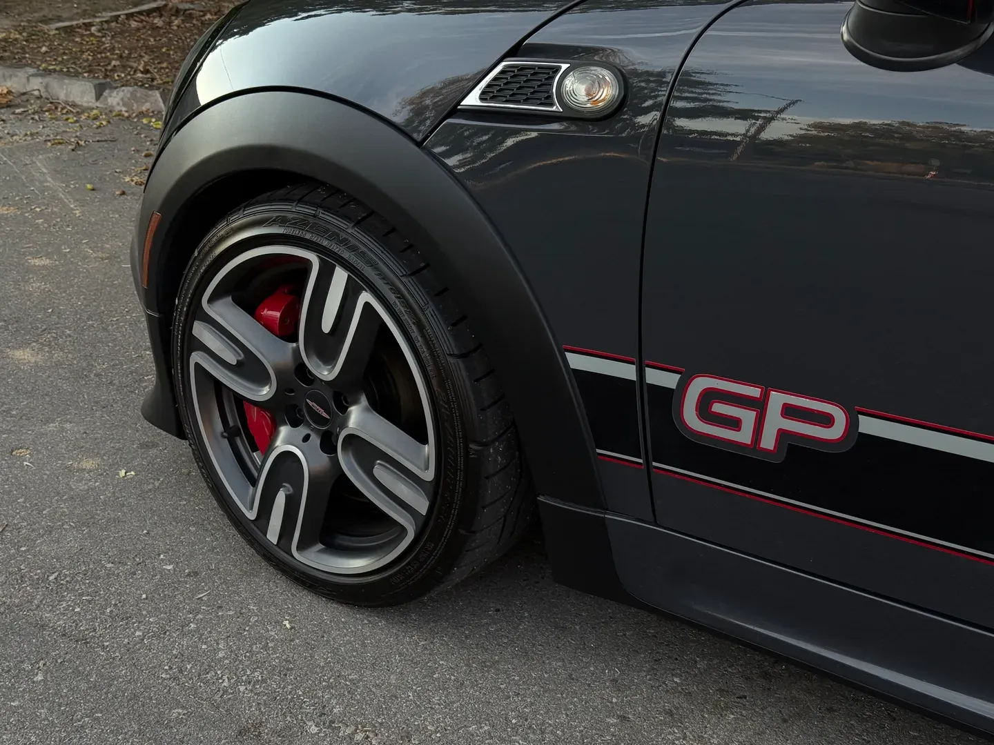 Mini Cooper John Cooper Works GP 1/2000 Units Produced — photo 12