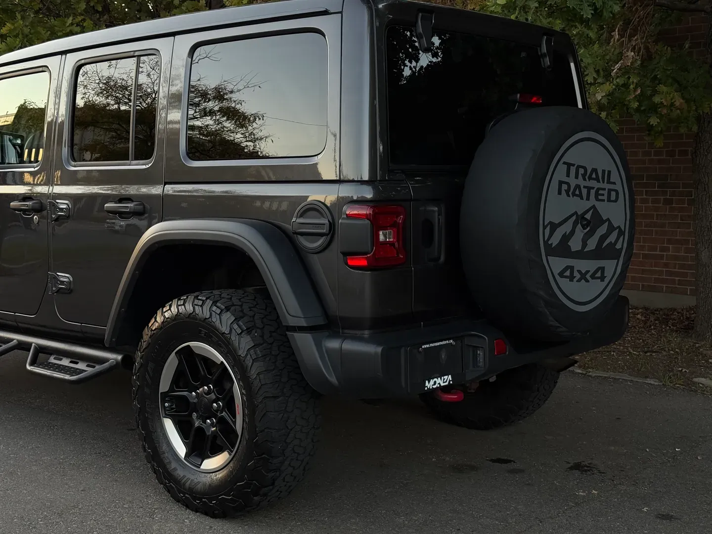 Jeep Wrangler Unlimited Rubicon — photo 24