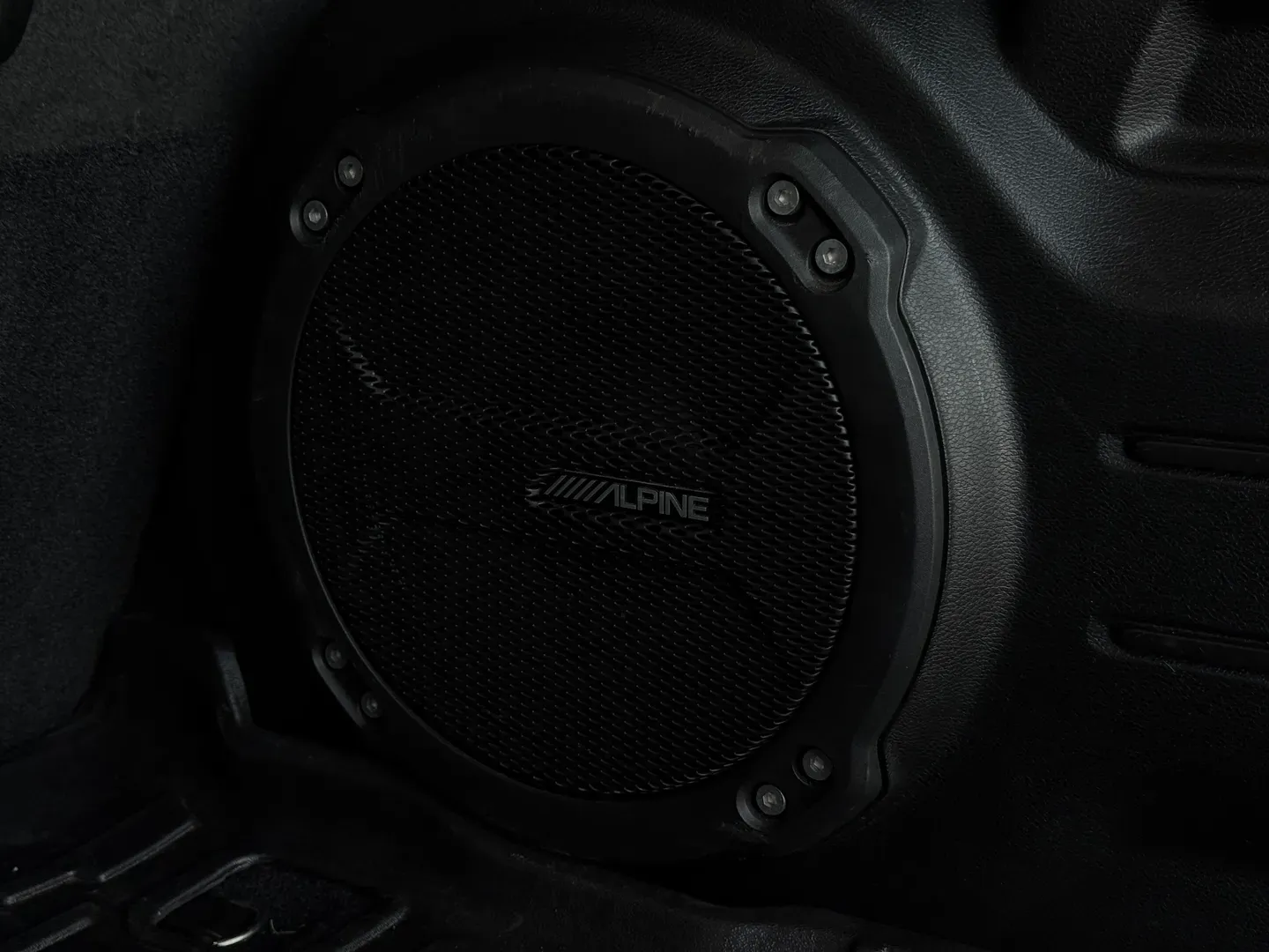 Jeep Wrangler Unlimited Rubicon — photo 32