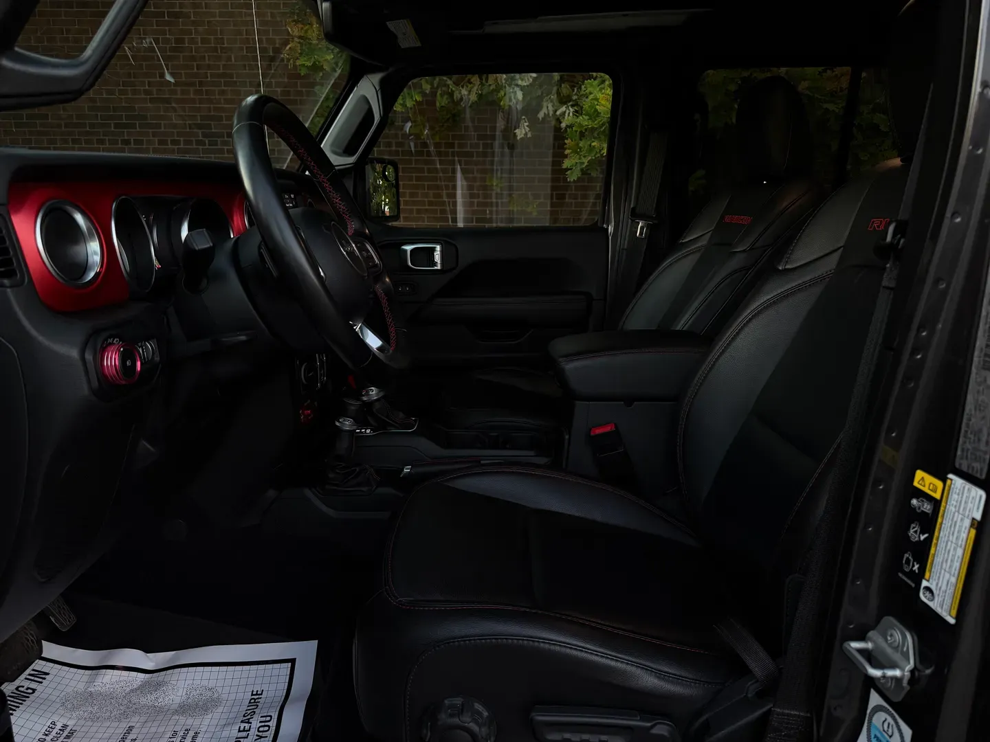 Jeep Wrangler Unlimited Rubicon — photo 37