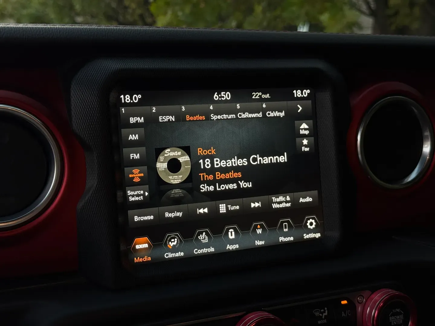 Jeep Wrangler Unlimited Rubicon — photo 49