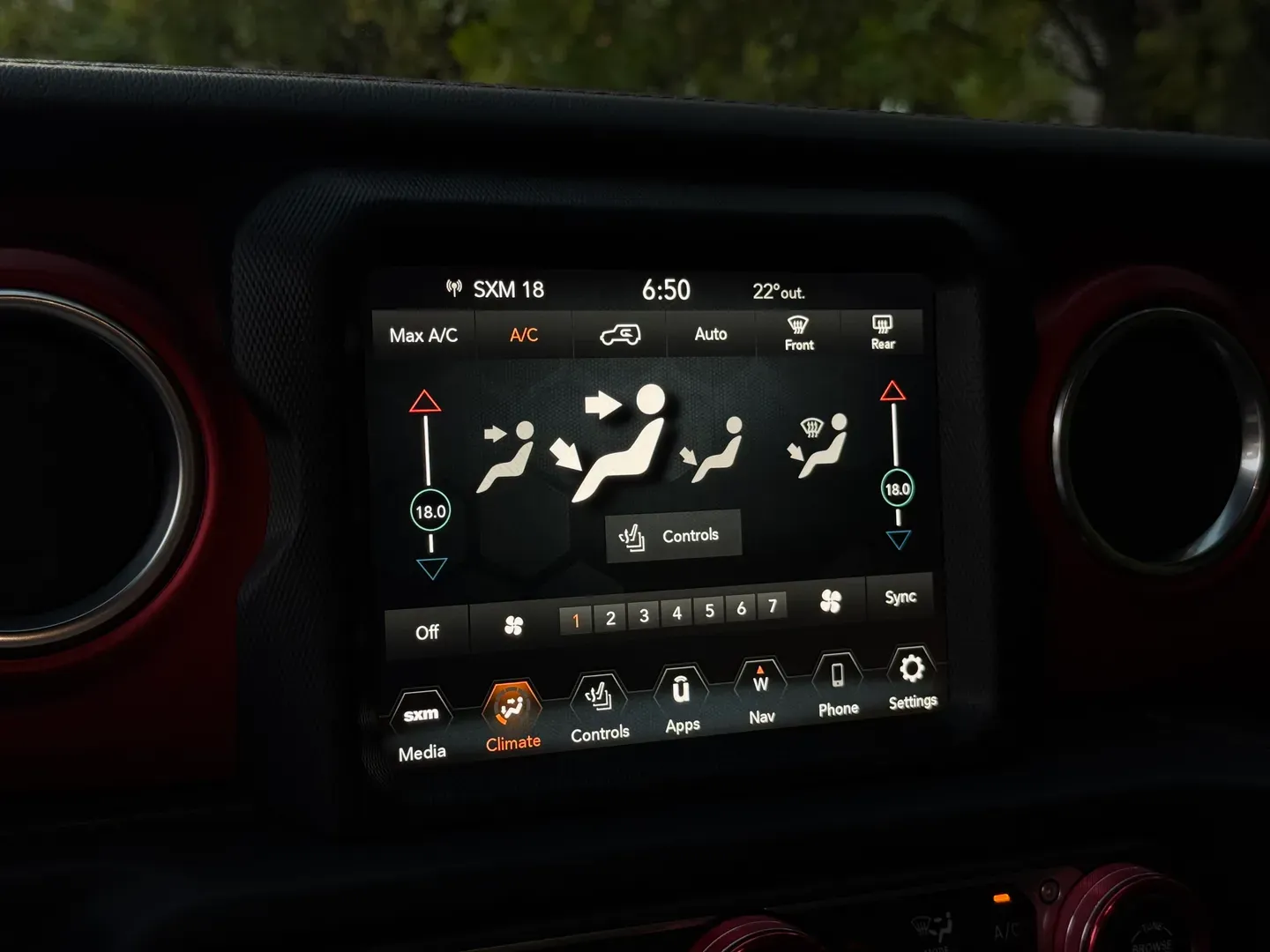 Jeep Wrangler Unlimited Rubicon — photo 51