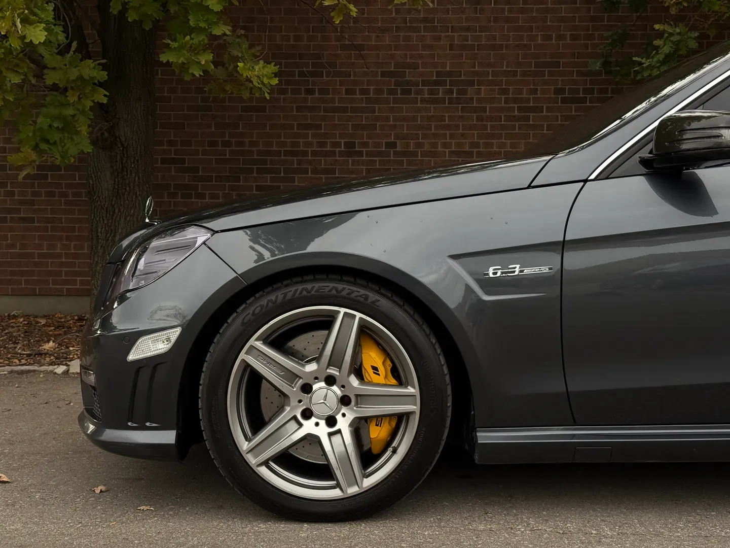 Mercedes Benz E63 AMG — photo 12