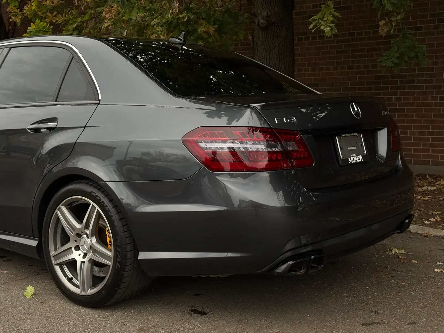 Mercedes Benz E63 AMG — photo 23