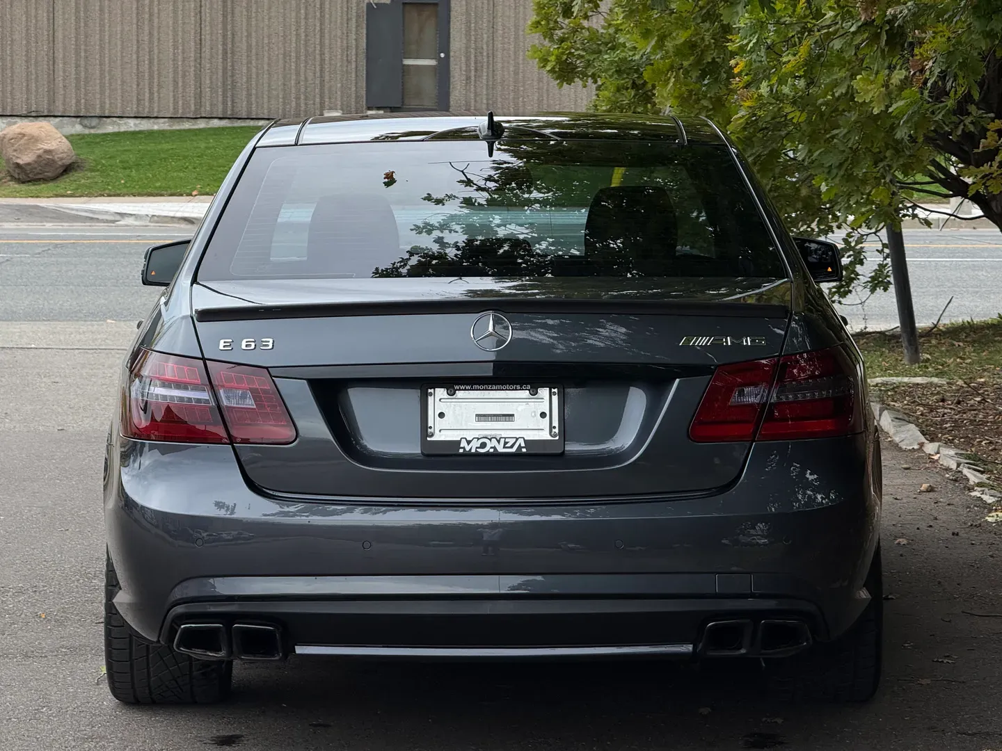 Mercedes Benz E63 AMG — photo 24