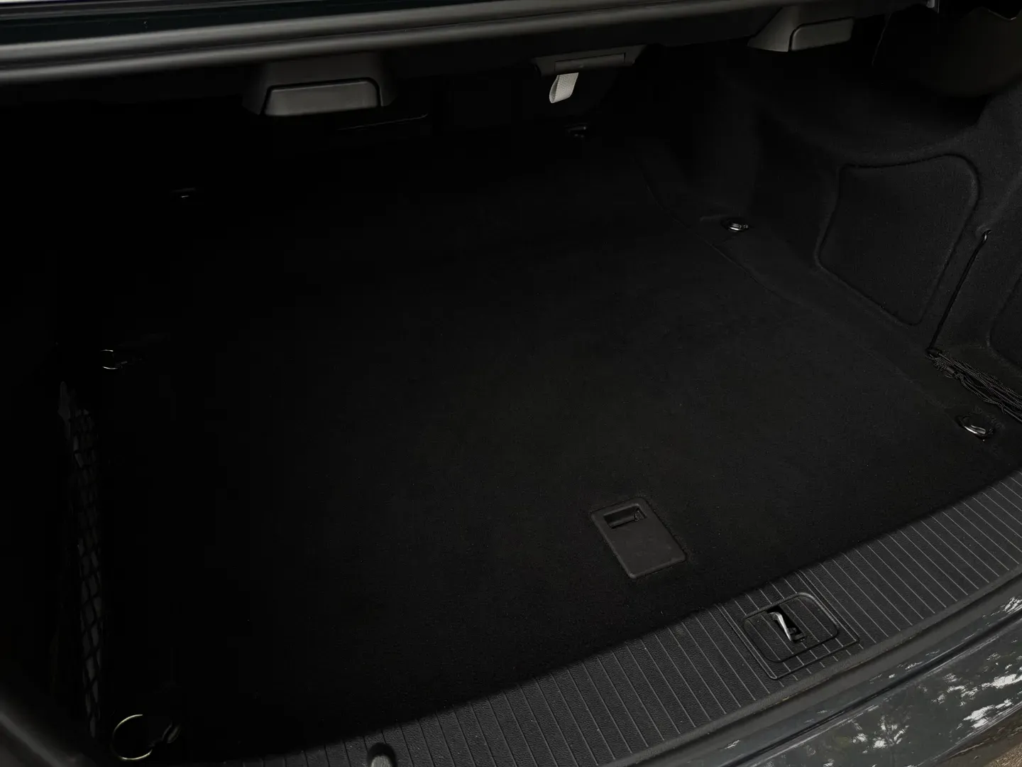Mercedes Benz E63 AMG — photo 29