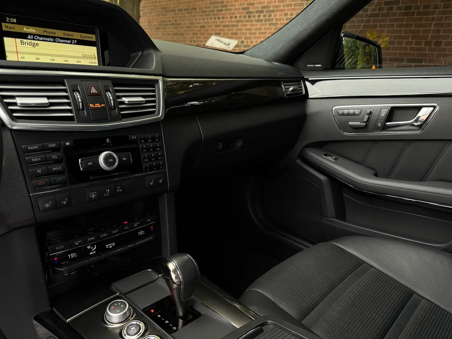 Mercedes Benz E63 AMG — photo 47