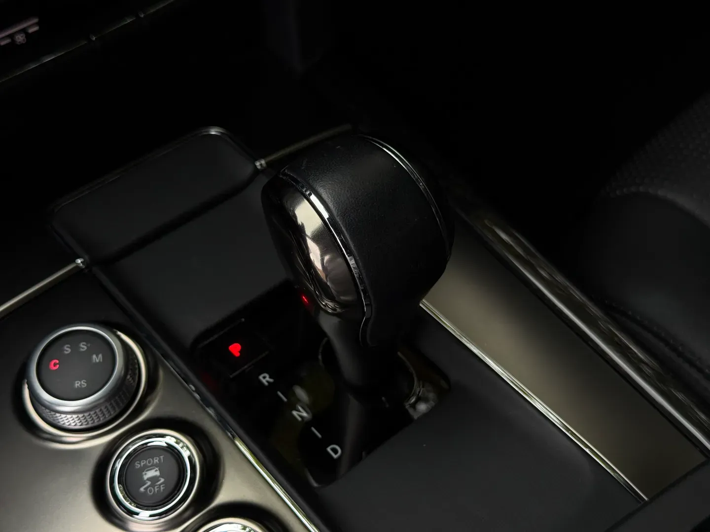Mercedes Benz E63 AMG — photo 49