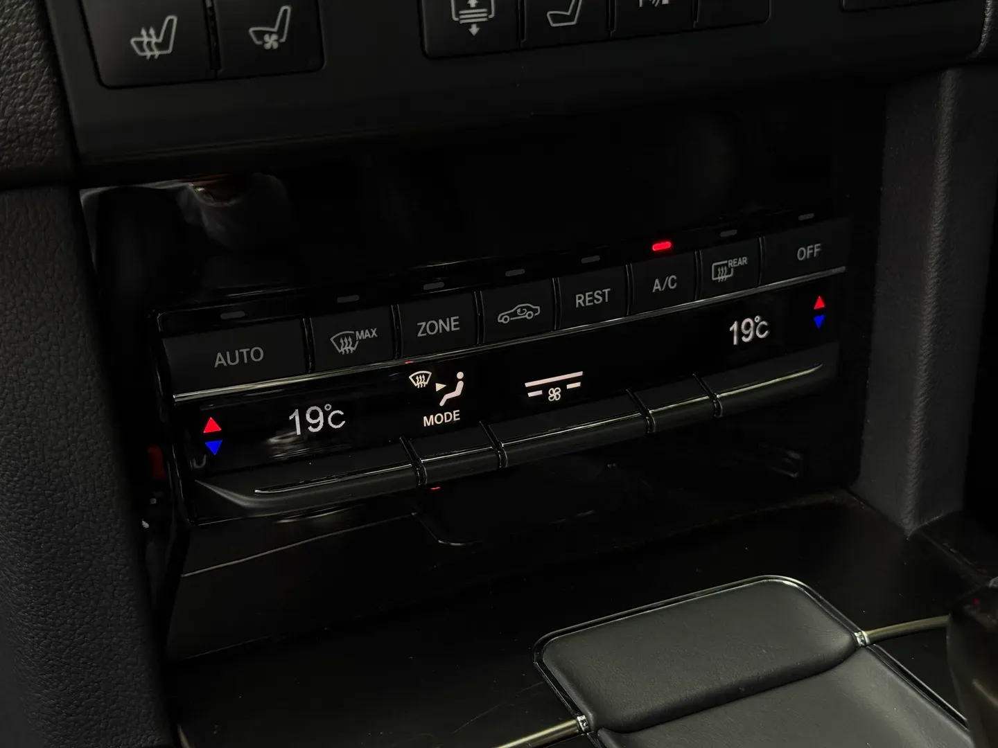 Mercedes Benz E63 AMG — photo 55
