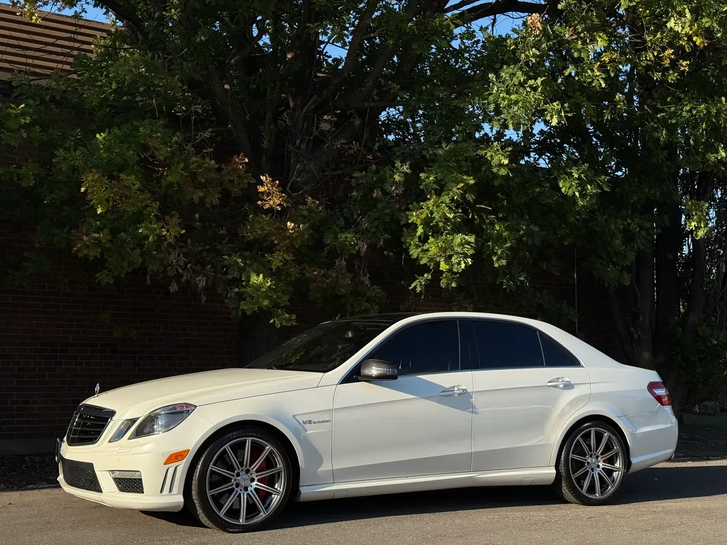 Mercedes Benz E63 AMG  — photo 9