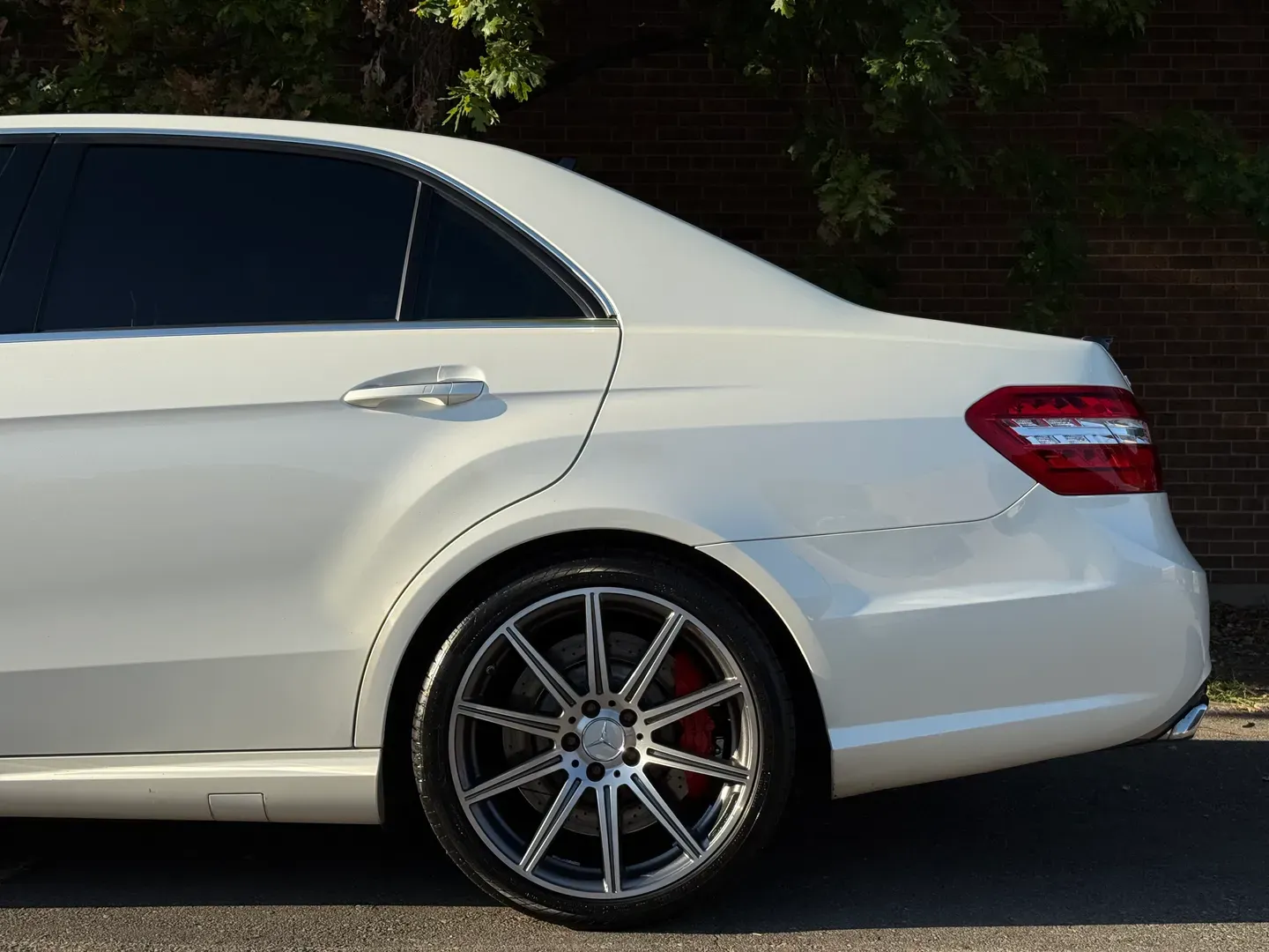 Mercedes Benz E63 AMG  — photo 13
