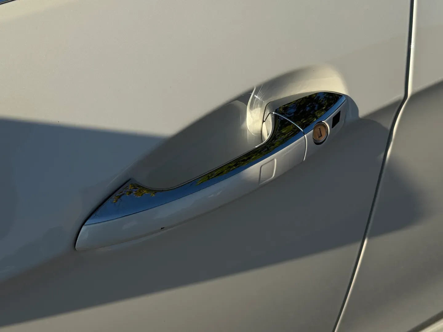 Mercedes Benz E63 AMG  — photo 20