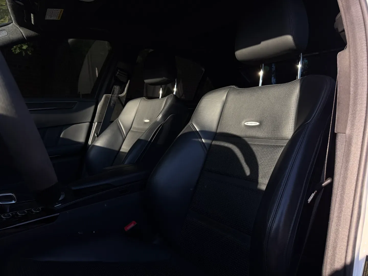 Mercedes Benz E63 AMG  — photo 42
