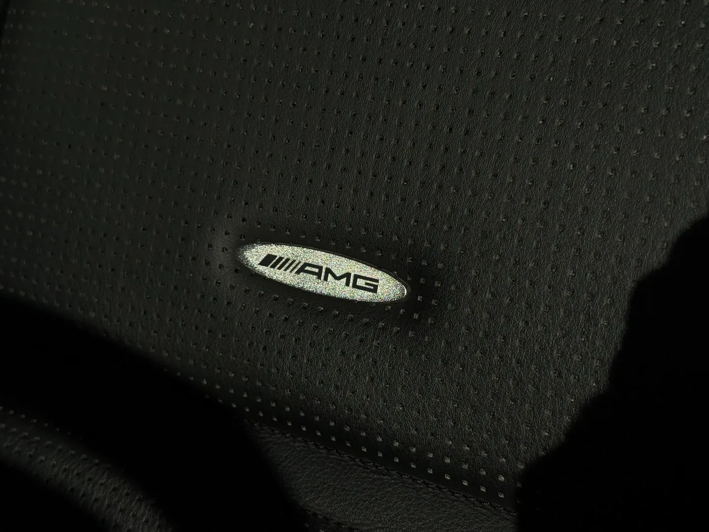 Mercedes Benz E63 AMG  — photo 45