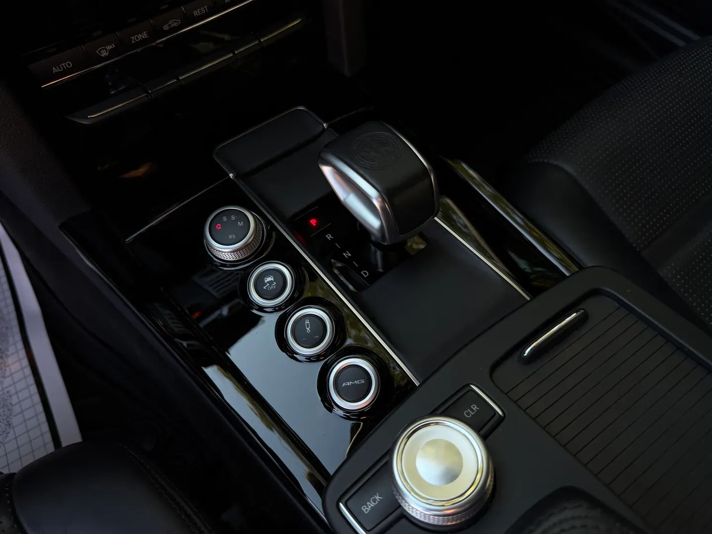 Mercedes Benz E63 AMG  — photo 53