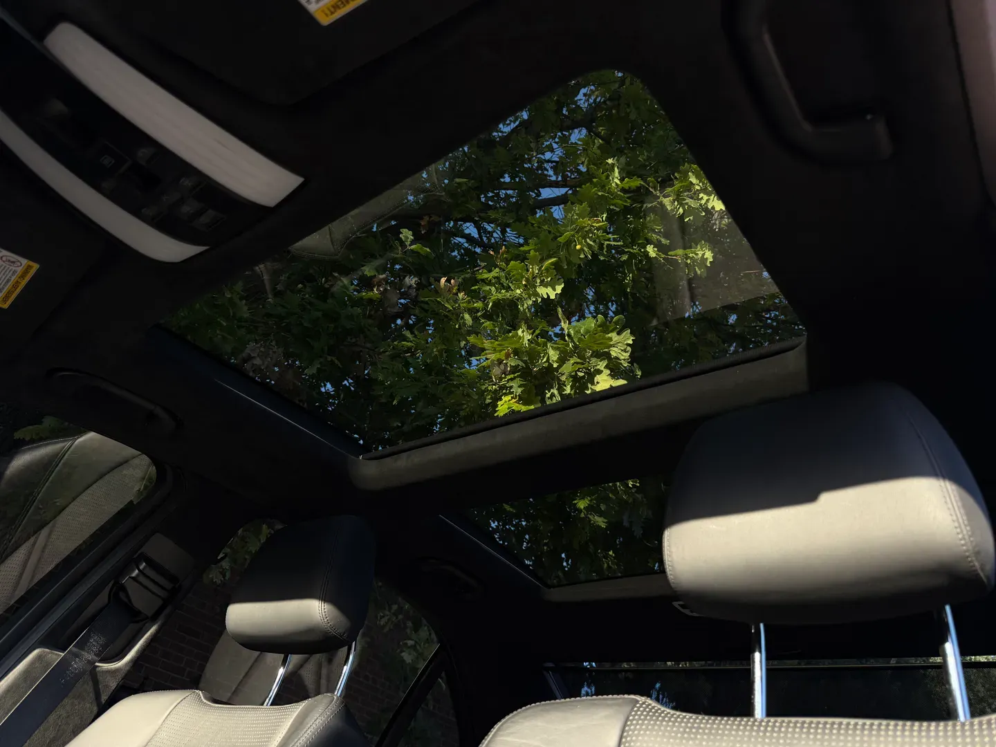Mercedes Benz E63 AMG  — photo 82