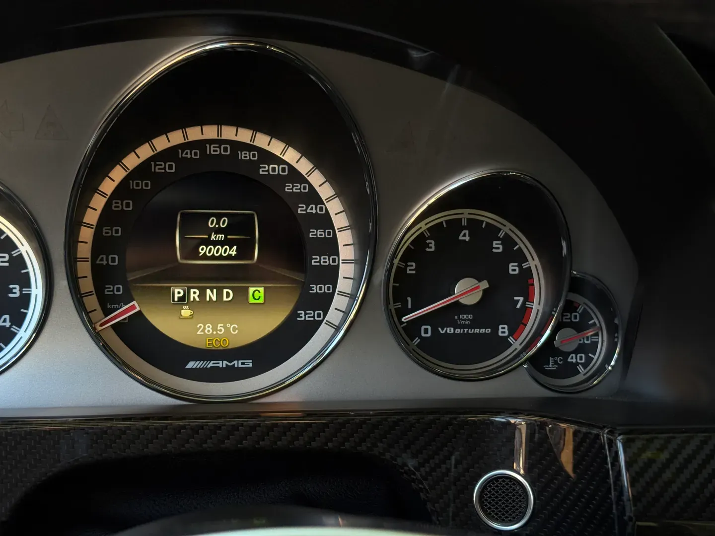 Mercedes Benz E63 AMG  — photo 89