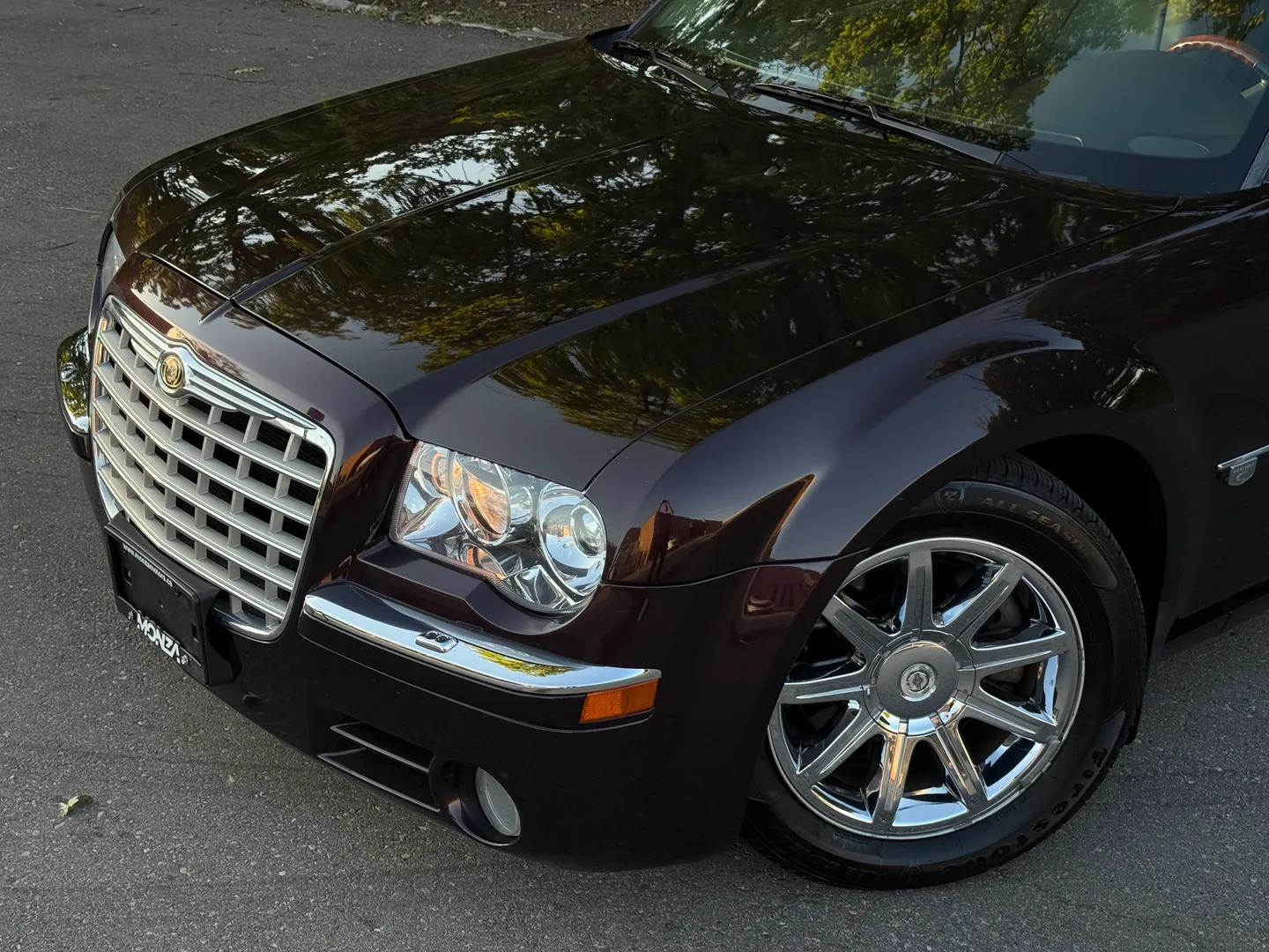 Chrysler 300C Hemi — photo 3