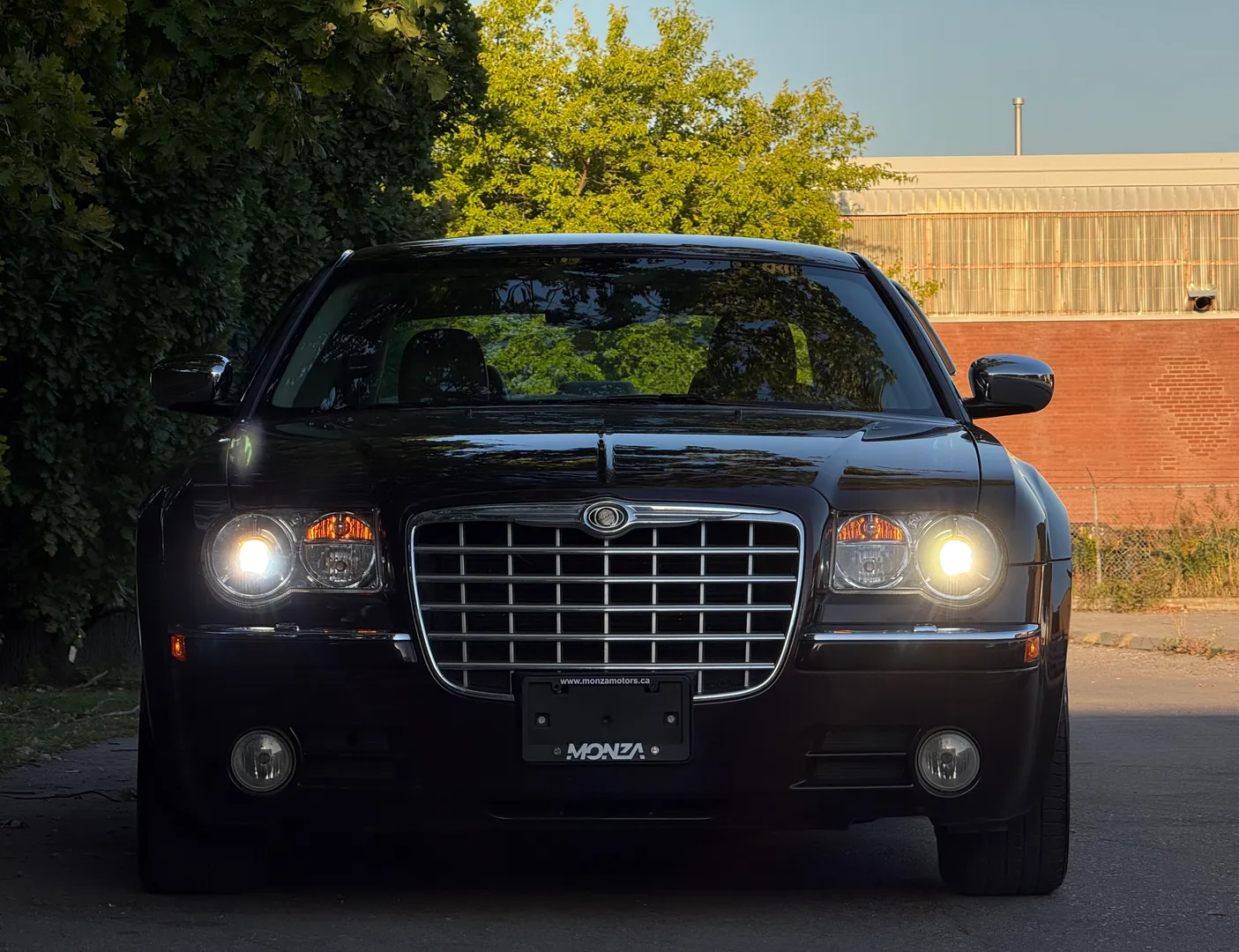 Chrysler 300C Hemi — photo 5