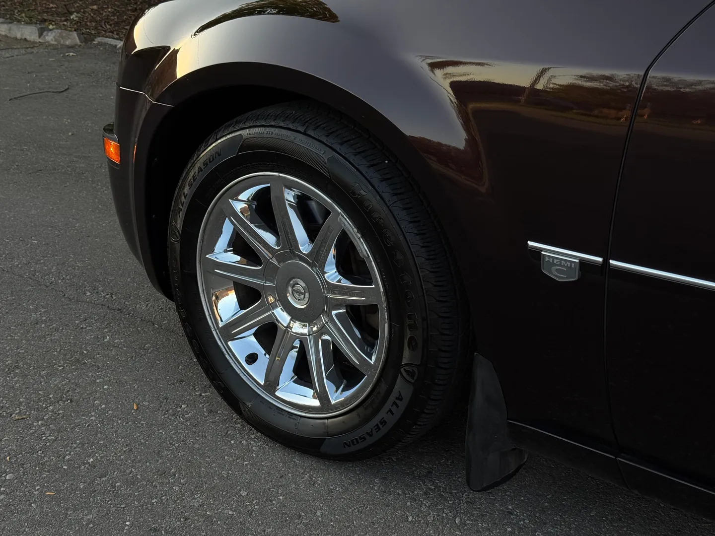 Chrysler 300C Hemi — photo 14