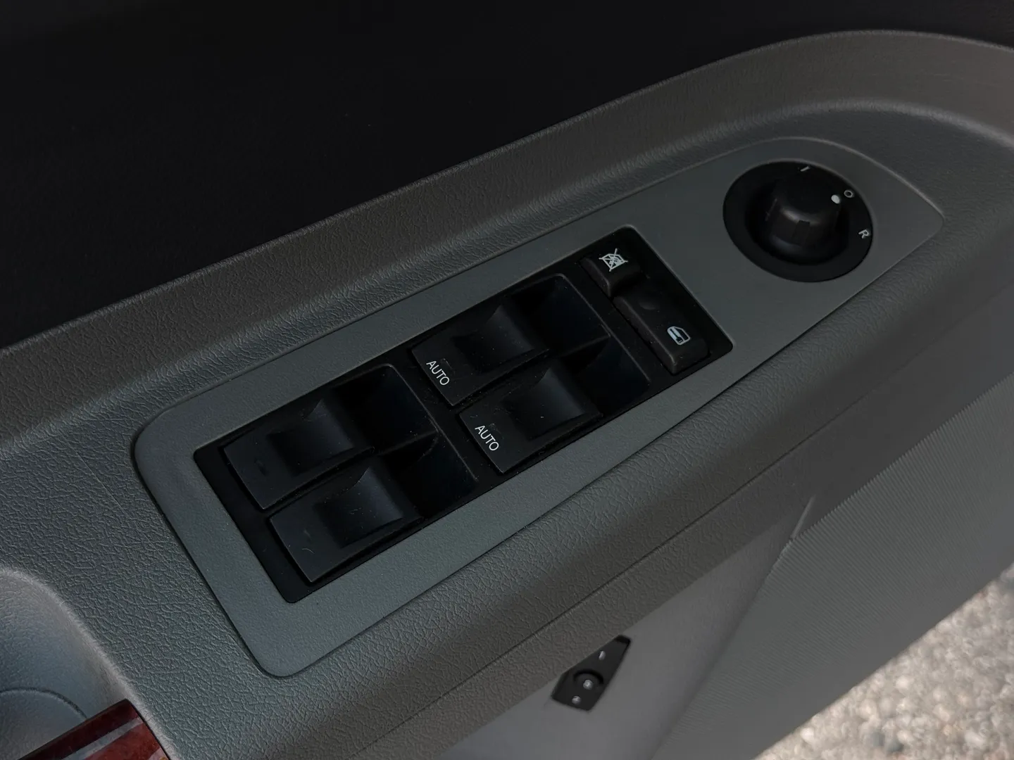 Chrysler 300C Hemi — photo 40
