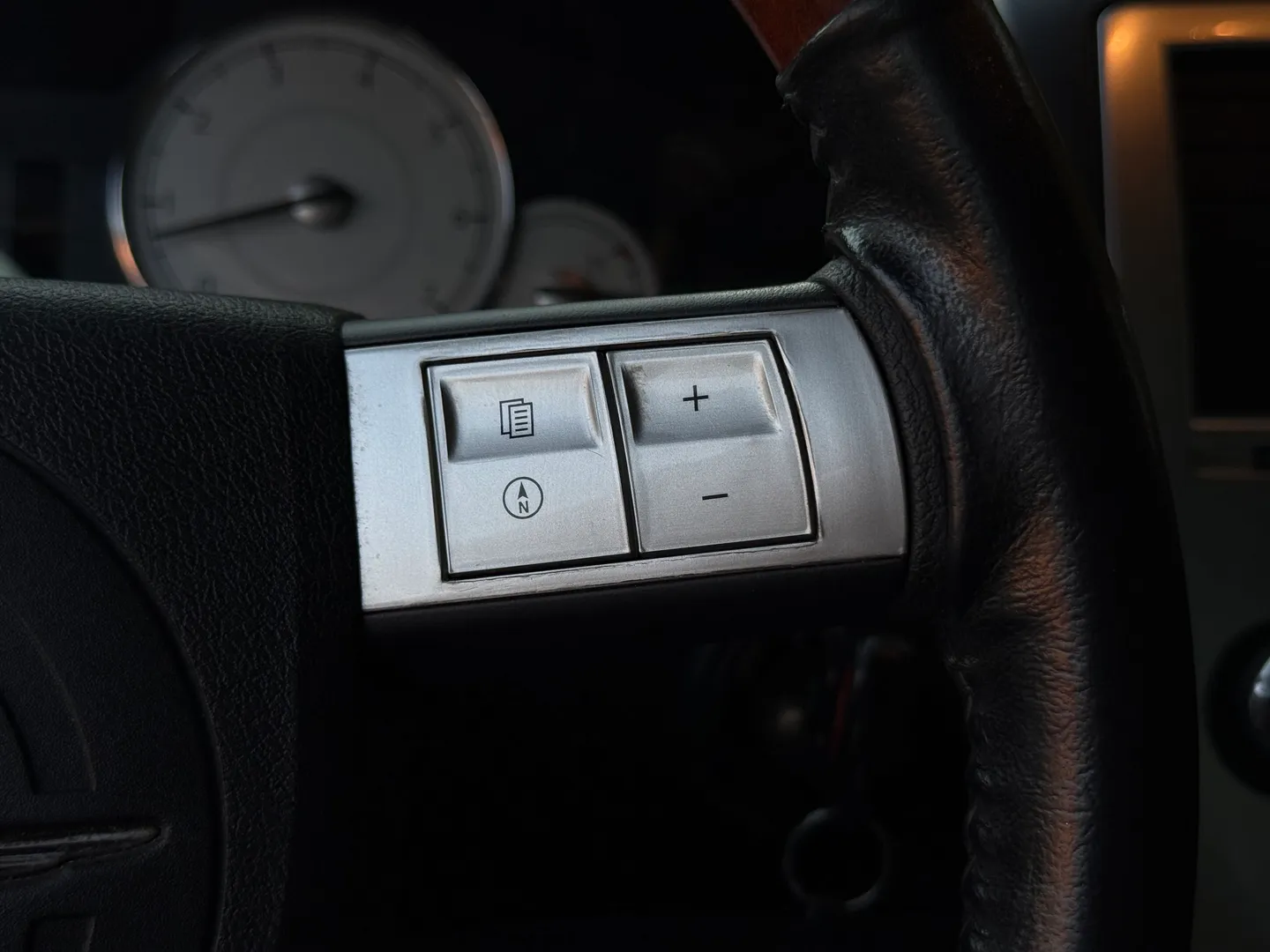 Chrysler 300C Hemi — photo 60