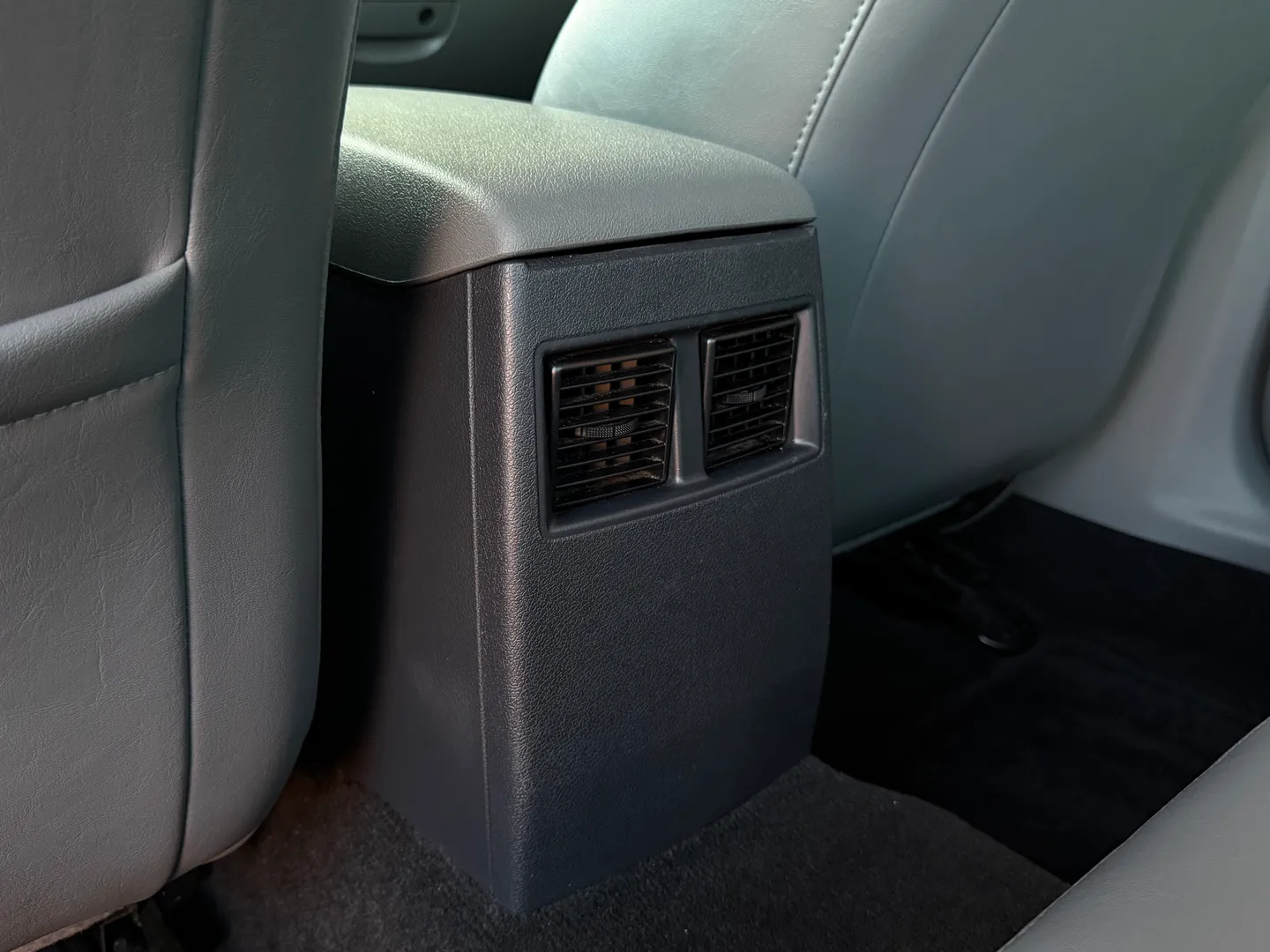 Chrysler 300C Hemi — photo 73