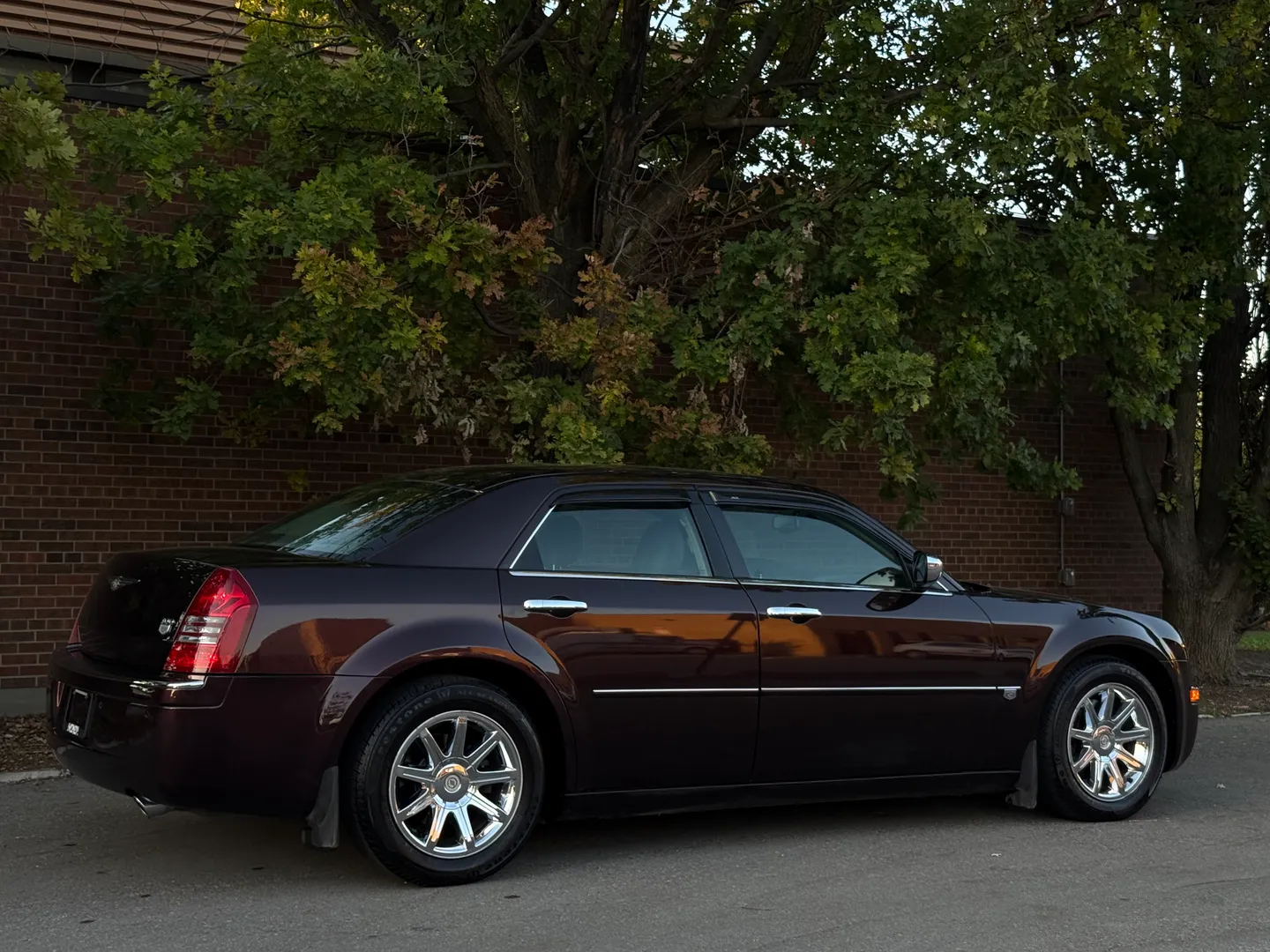 Chrysler 300C Hemi — photo 76