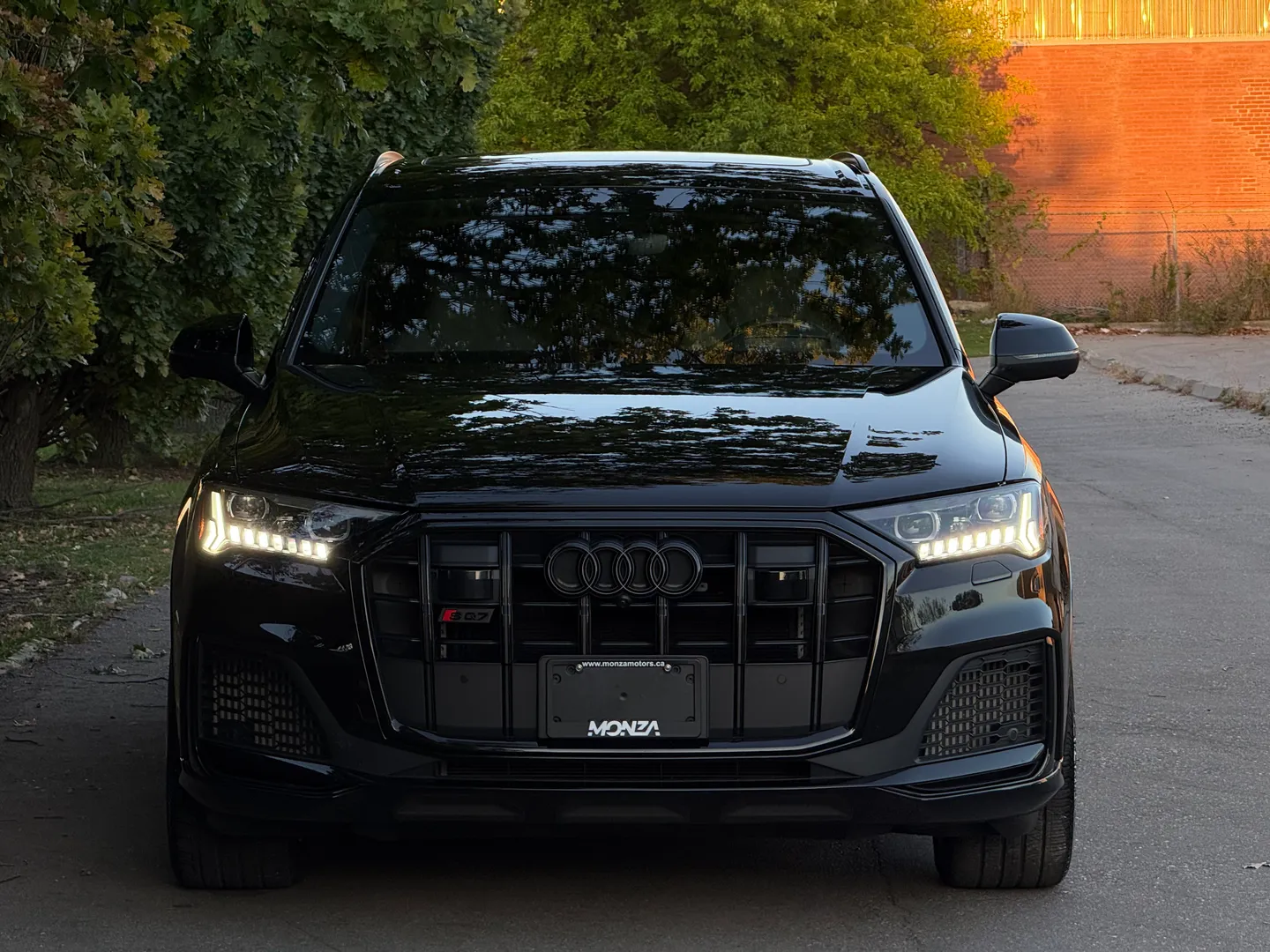 Audi SQ7 Premium Plus — photo 4