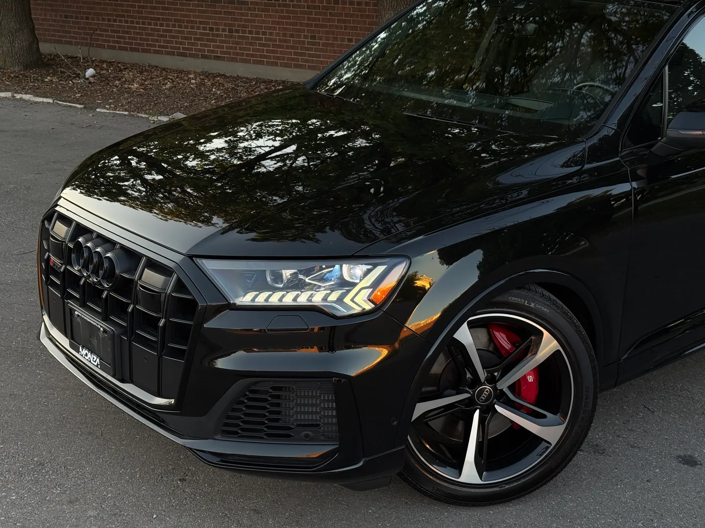 Audi SQ7 Premium Plus — photo 3
