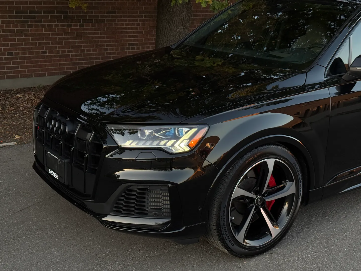 Audi SQ7 Premium Plus — photo 6