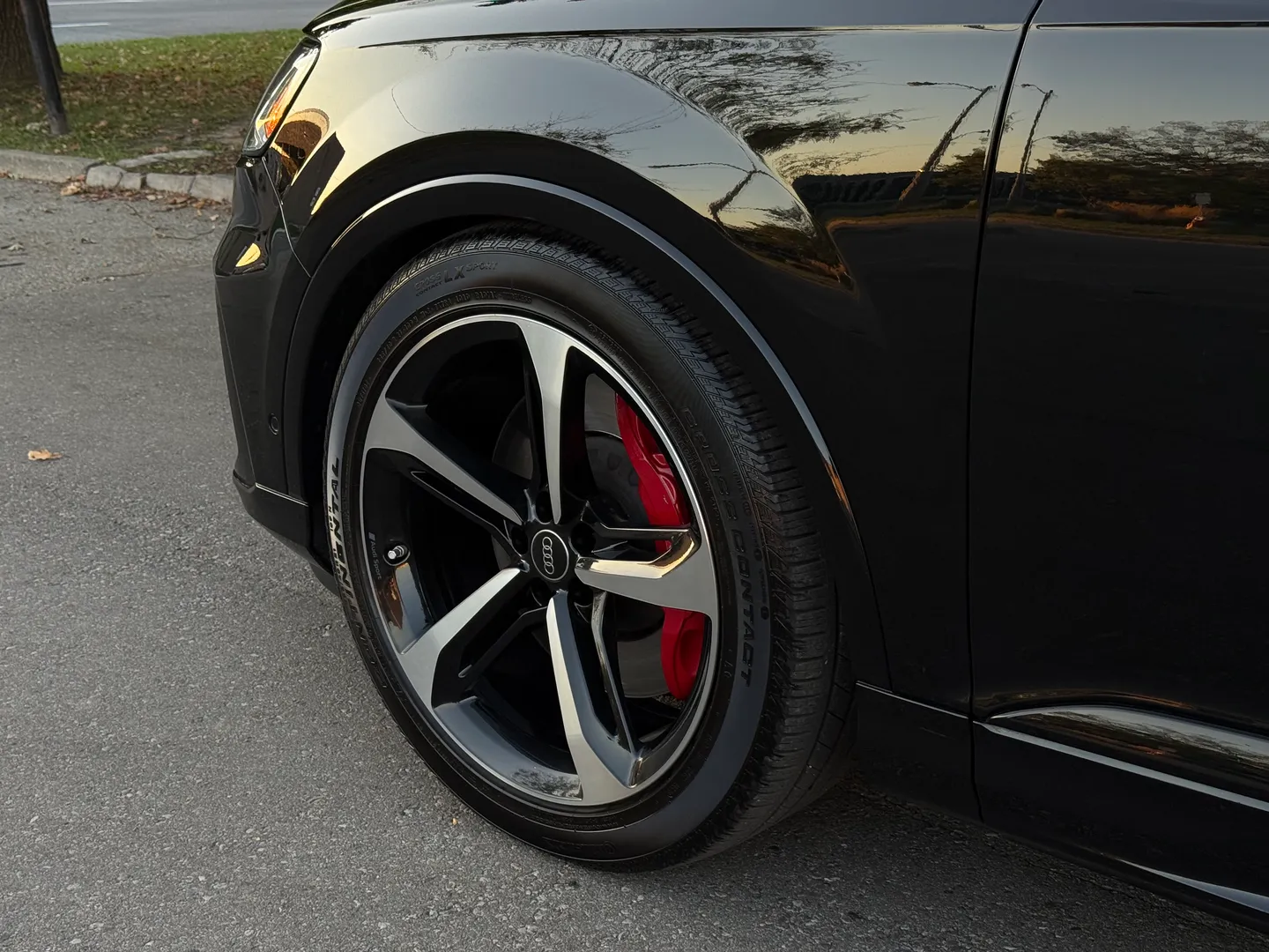 Audi SQ7 Premium Plus — photo 15