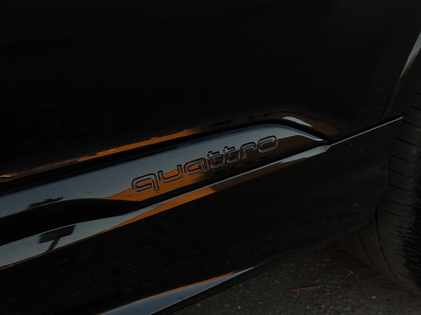 Audi SQ7 Premium Plus — photo 21