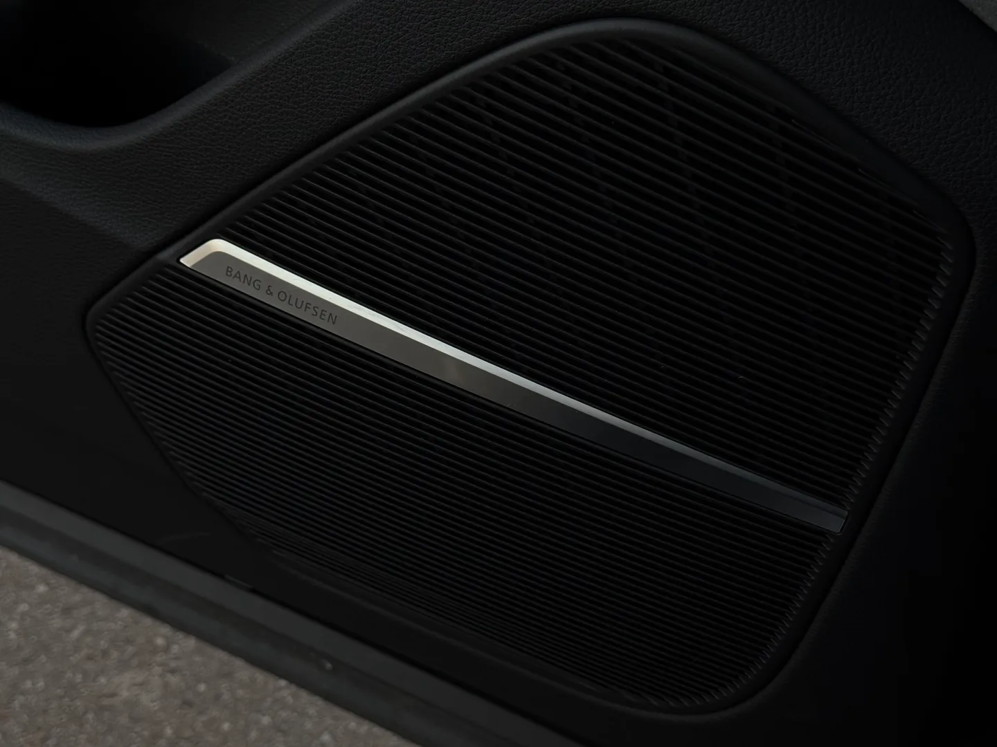 Audi SQ7 Premium Plus — photo 45