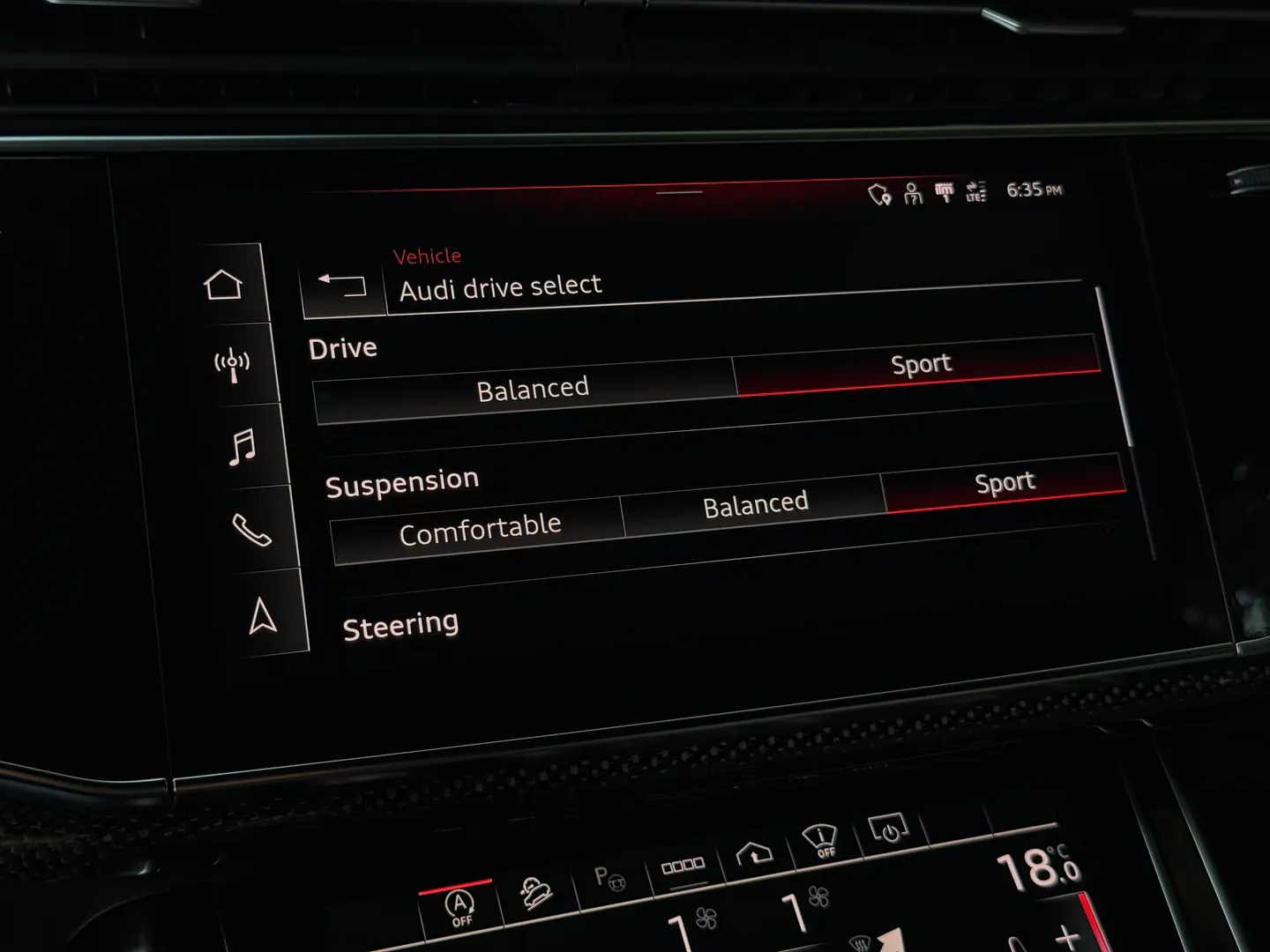 Audi SQ7 Premium Plus — photo 62