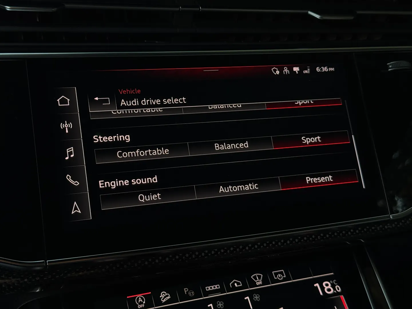 Audi SQ7 Premium Plus — photo 63
