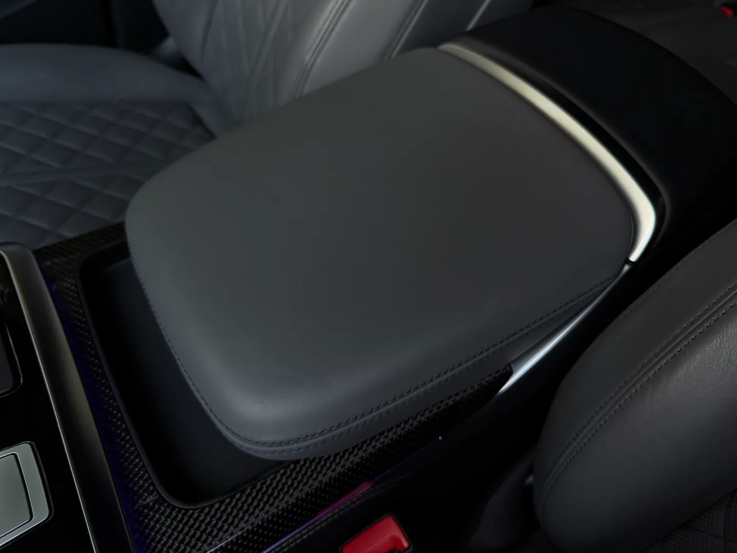Audi SQ7 Premium Plus — photo 69