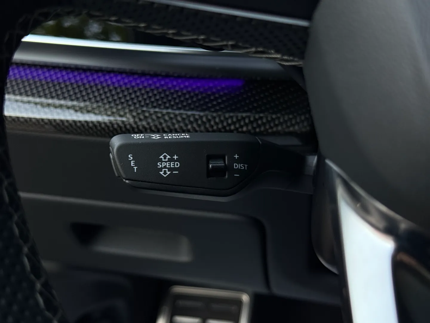 Audi SQ7 Premium Plus — photo 88