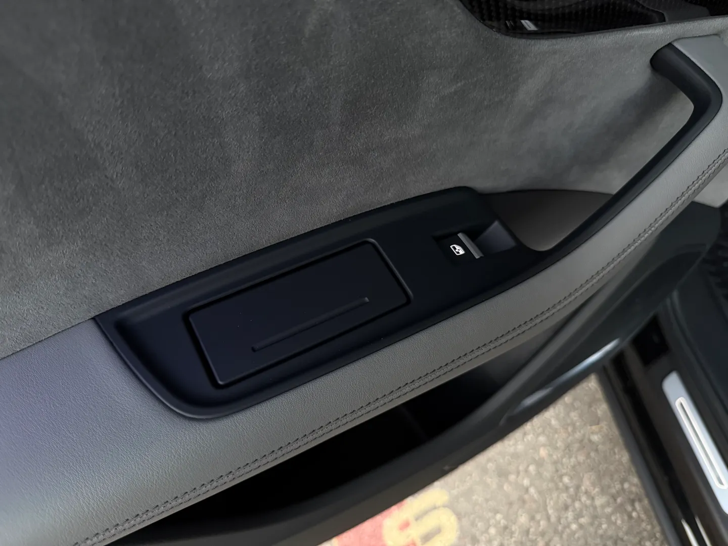 Audi SQ7 Premium Plus — photo 101