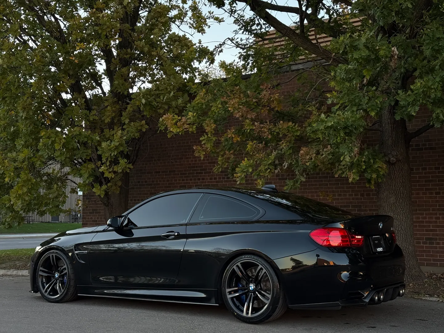 BMW M4 Coupe 6 Speed Manual — photo 23