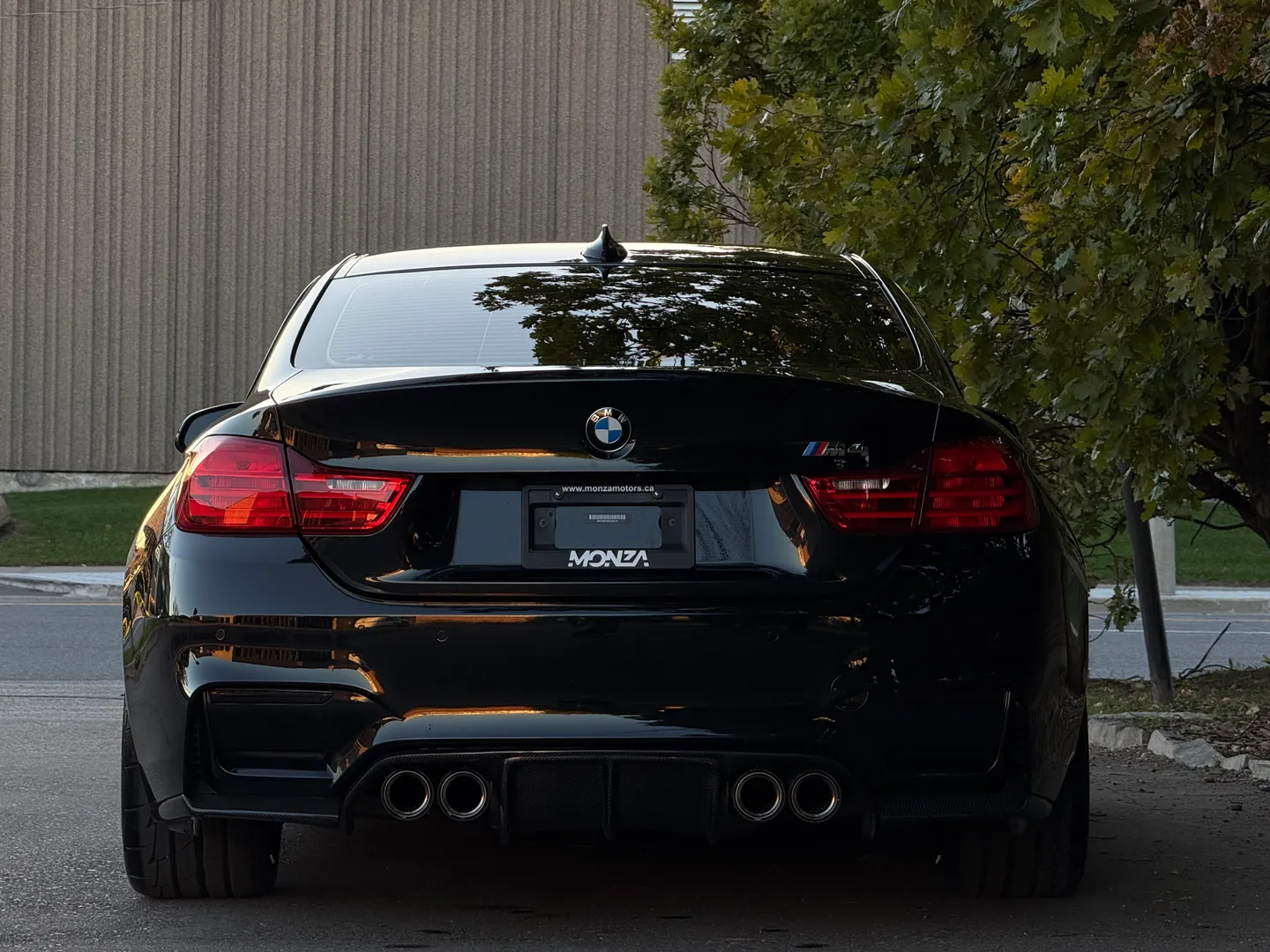 BMW M4 Coupe 6 Speed Manual — photo 26