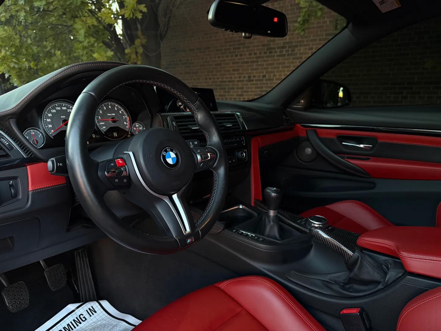 BMW M4 Coupe 6 Speed Manual — photo 37
