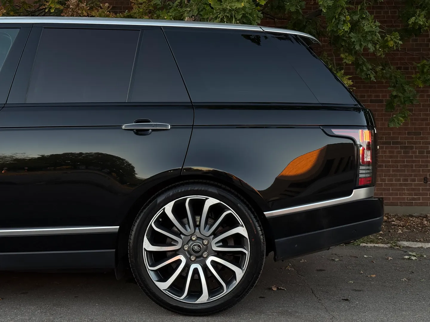 Land Rover Range Rover Autobiography Executive Seating Package — photo 13