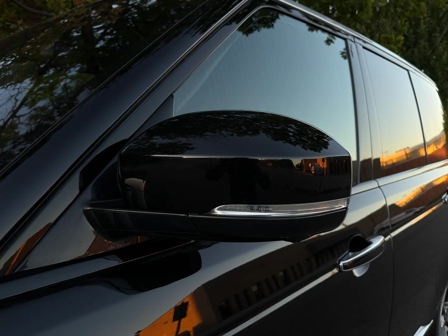 Land Rover Range Rover Autobiography Executive Seating Package — photo 18