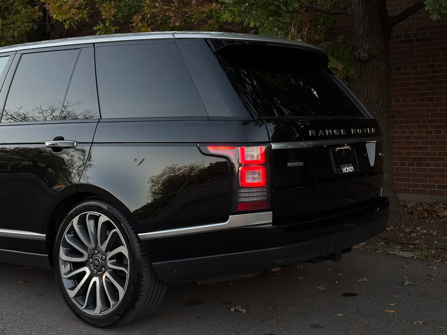 Land Rover Range Rover Autobiography Executive Seating Package — photo 23