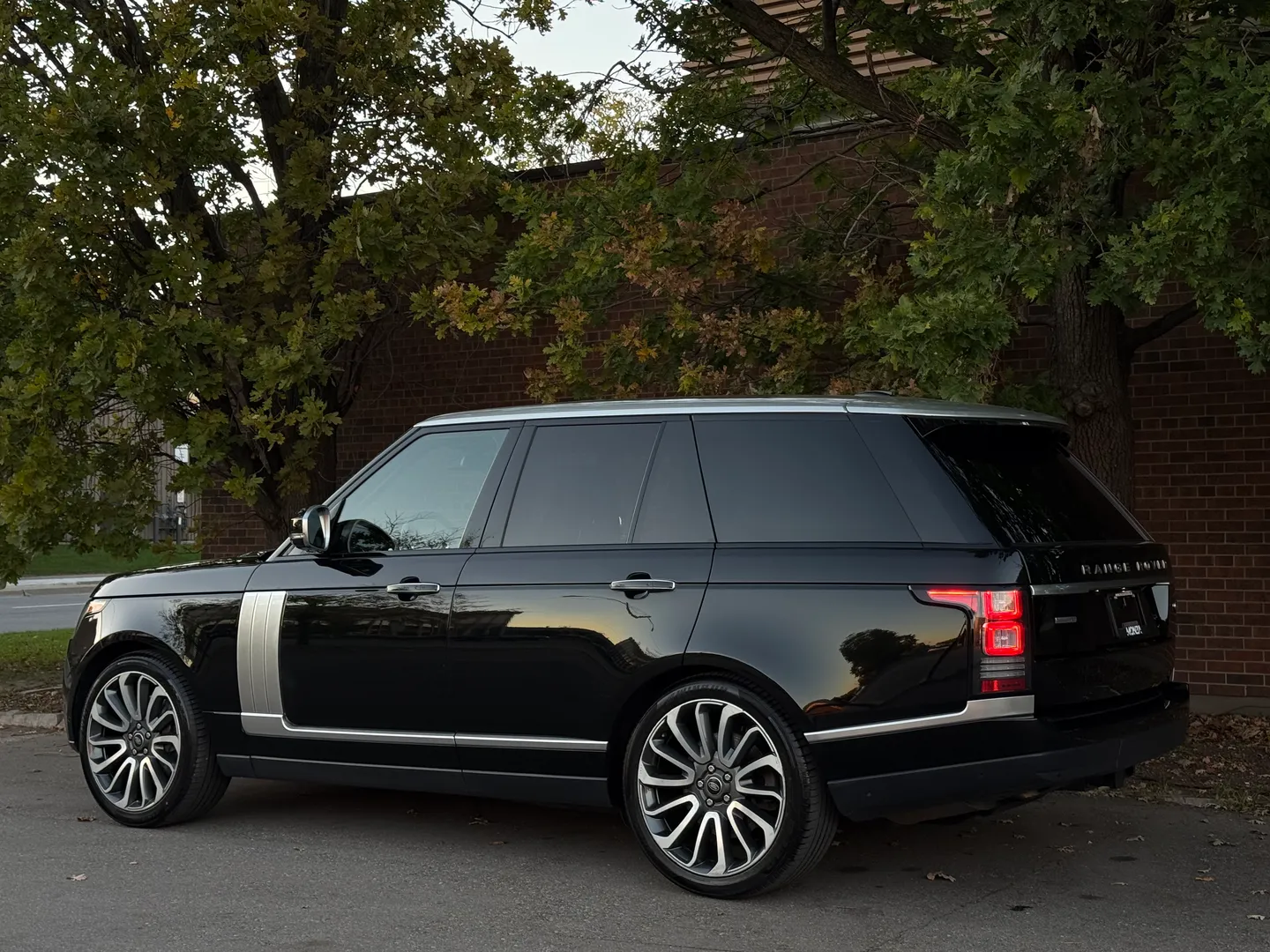 Land Rover Range Rover Autobiography Executive Seating Package — photo 22