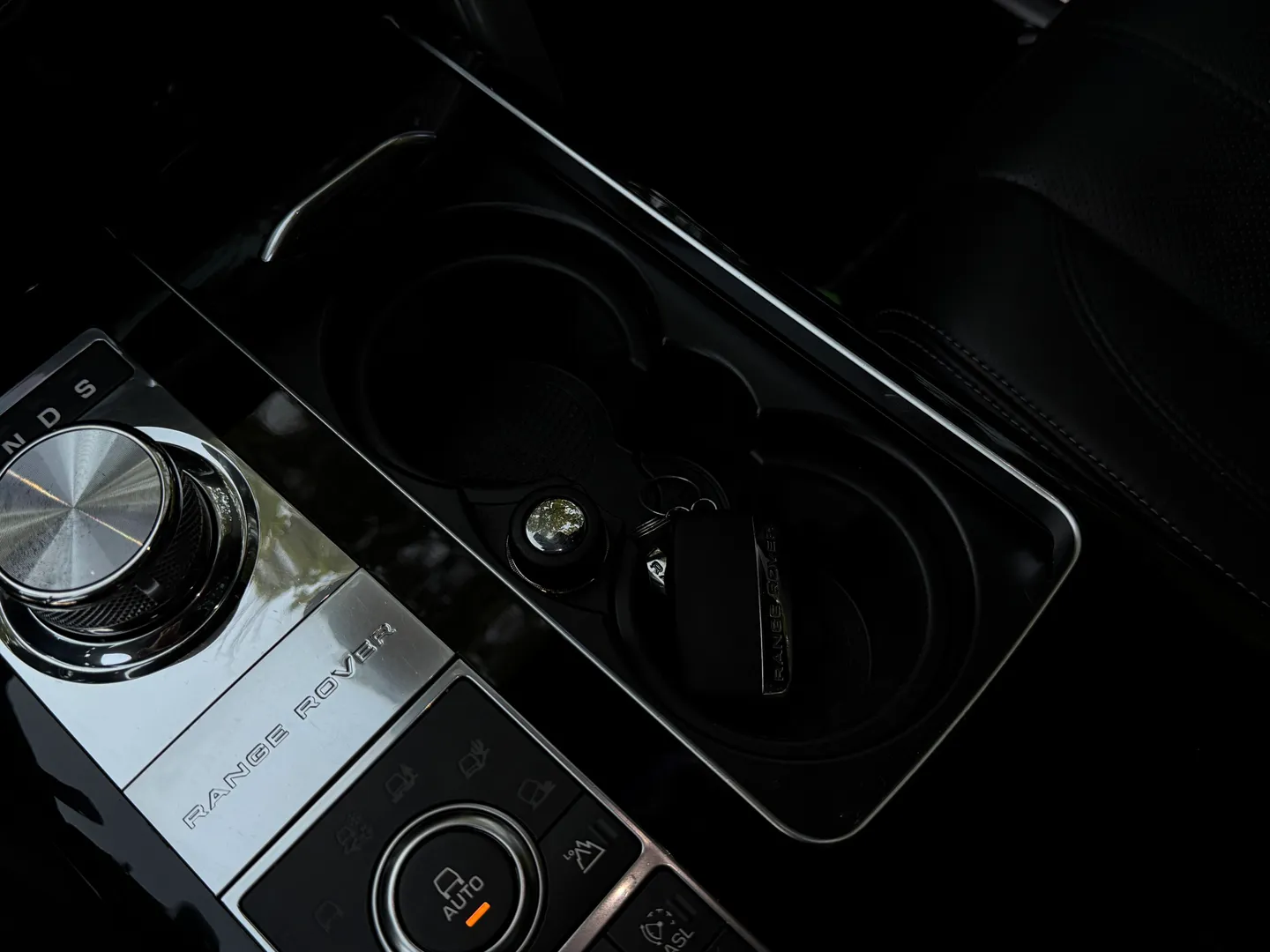 Land Rover Range Rover Autobiography Executive Seating Package — photo 54