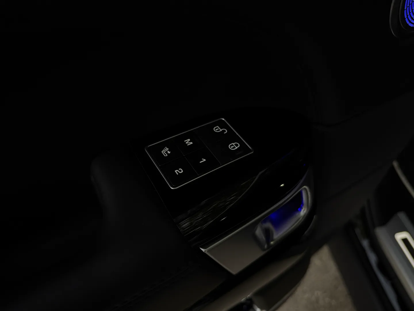 Land Rover Range Rover Autobiography Executive Seating Package — photo 102