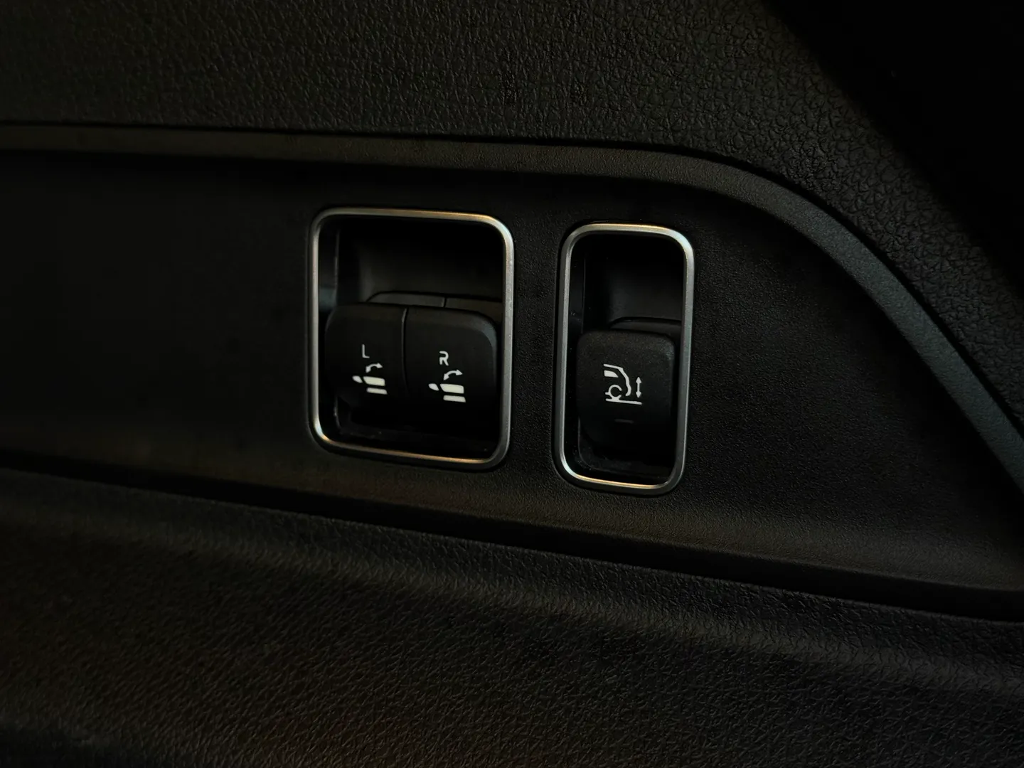 Mercedes Benz GLE 63 S AMG  — photo 34
