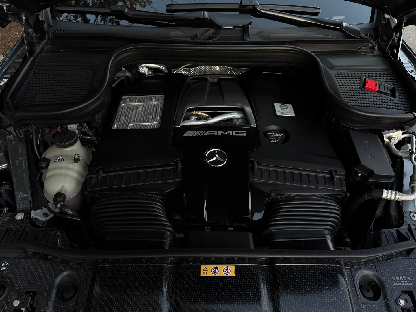 Mercedes Benz GLE 63 S AMG  — photo 38